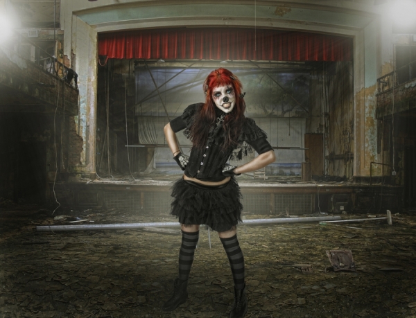 Photograph Geir Akselsen Welcome To The Show on One Eyeland